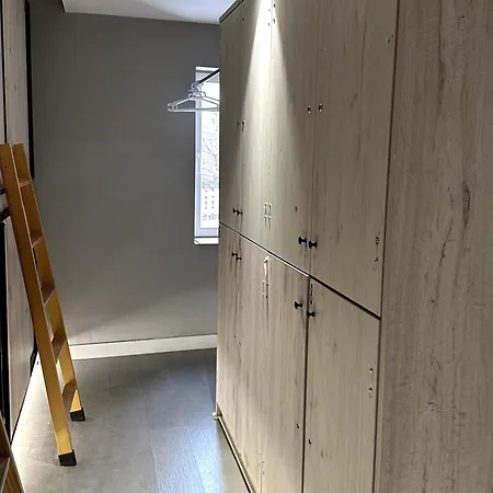 Sierra Nevada Hostel * Сьєрра-Невада