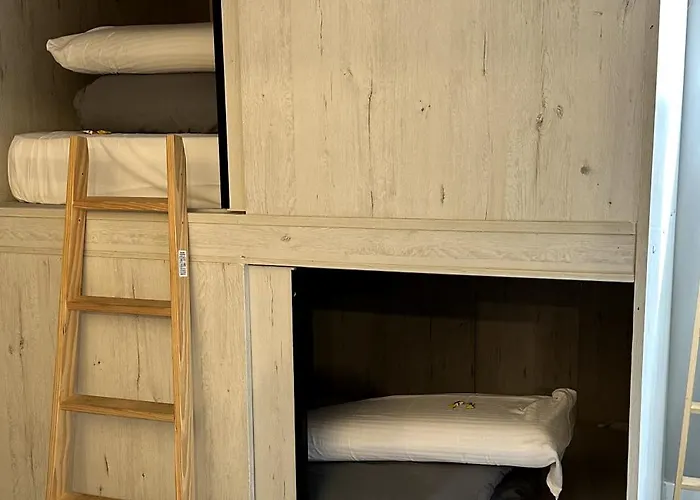 Sierra Nevada Hostel Сьєрра-Невада